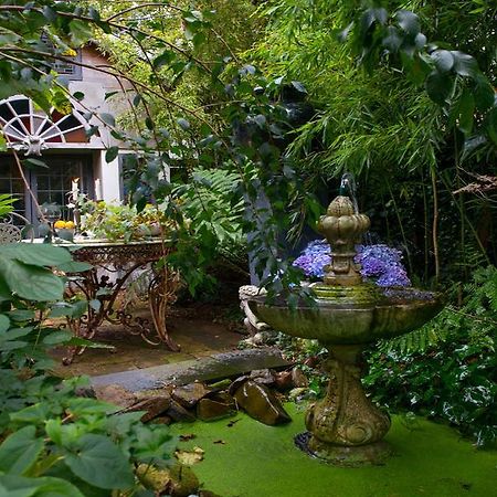 Breitner House Bed & Breakfast Амстердам Екстериор снимка